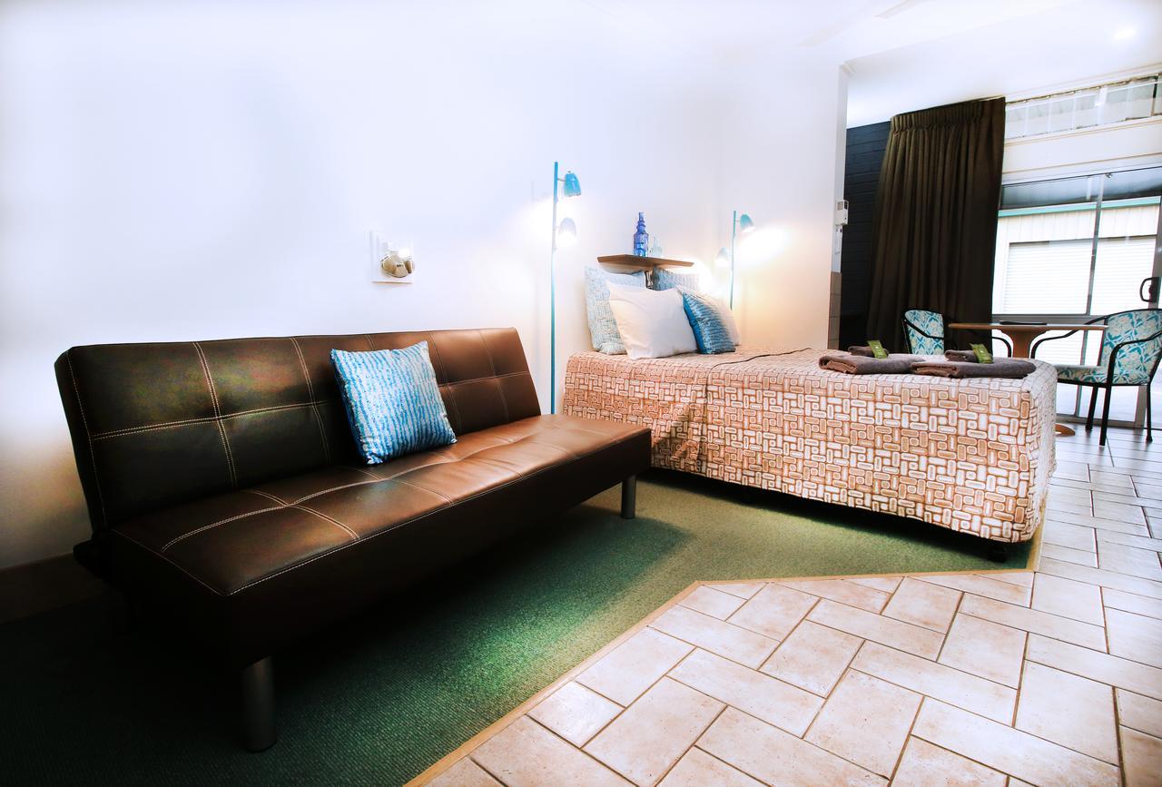 Central Motel Gin Gin Zewnętrze zdjęcie